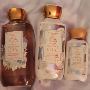 Bath and body works white pumpkin chai set